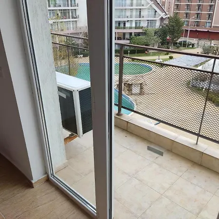 Grahams Spacious 2 Bed For Rent At Sunny Apartmán *