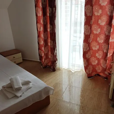 Apartmán Grahams Spacious 2 Bed For Rent At Sunny Sluneční pobřeží