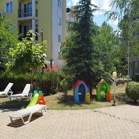 Apartmán Grahams Spacious 2 Bed For Rent At Sunny